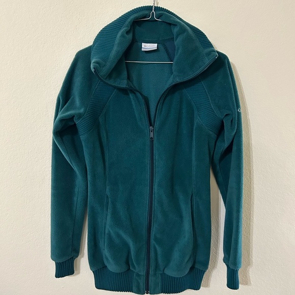 Columbia Women's Benton
Springs Full Zip Fleece Jacket in a teal color. - Picture 1 of 10
